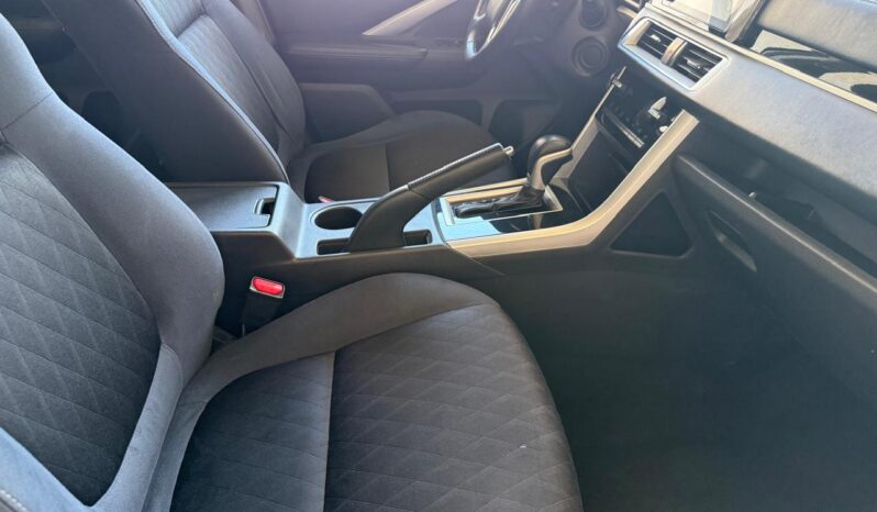 
Mitsubishi Xpander Cross 2024 full									