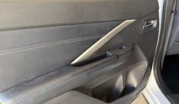 
Mitsubishi Xpander Cross 2024 full									