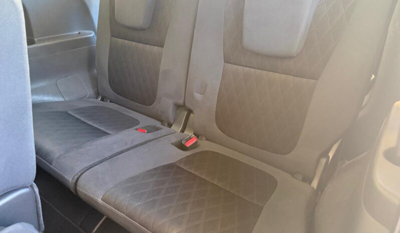 
Mitsubishi Xpander Cross 2024 full									