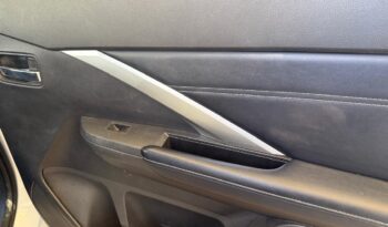 
Mitsubishi Xpander Cross 2024 full									