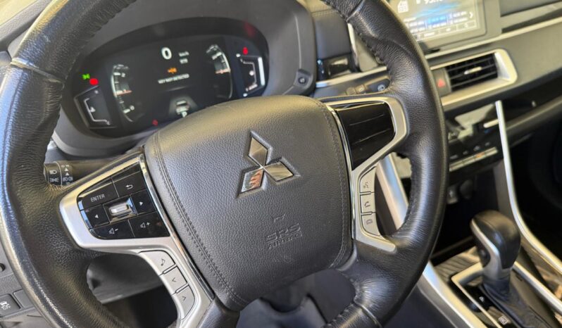 
Mitsubishi Xpander Cross 2024 full									