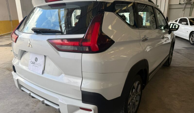 
Mitsubishi Xpander Cross 2024 full									