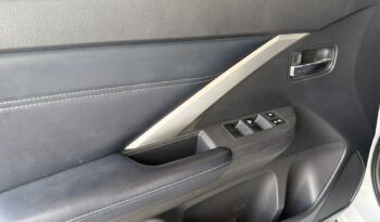 
Mitsubishi Xpander Cross 2024 full									