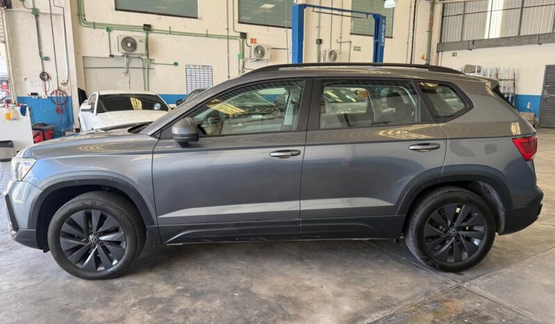 
Volkswagen 2024 Taos 5p Trendline L4/1.4/T Aut full									