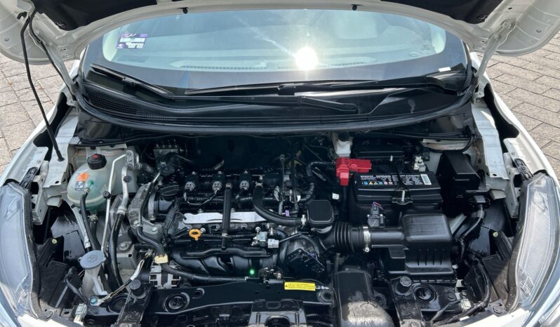 
Nissan Versa 4p Sense L4/1.6 Aut 2024 CSGDL full									