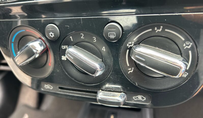 
Mitsubishi Mirage 4p G4 GLX L3/1.2 Aut 2024 CSGDL full									