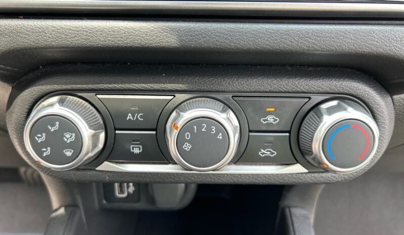 
Nissan Versa 4p Sense L4/1.6 Aut 2024 CSGDL full									