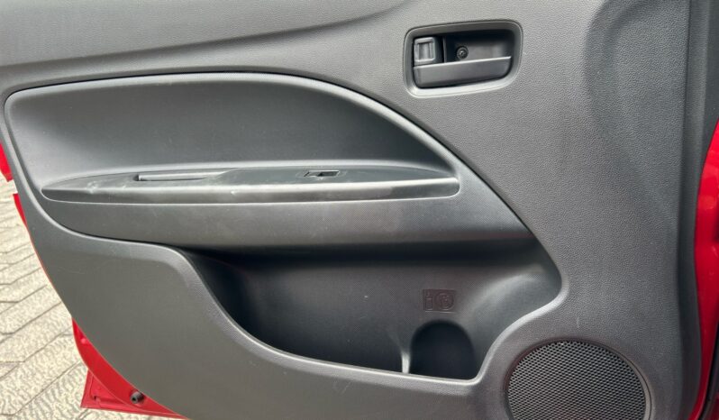 
Mitsubishi Mirage 4p G4 GLX L3/1.2 Aut 2024 CSGDL full									