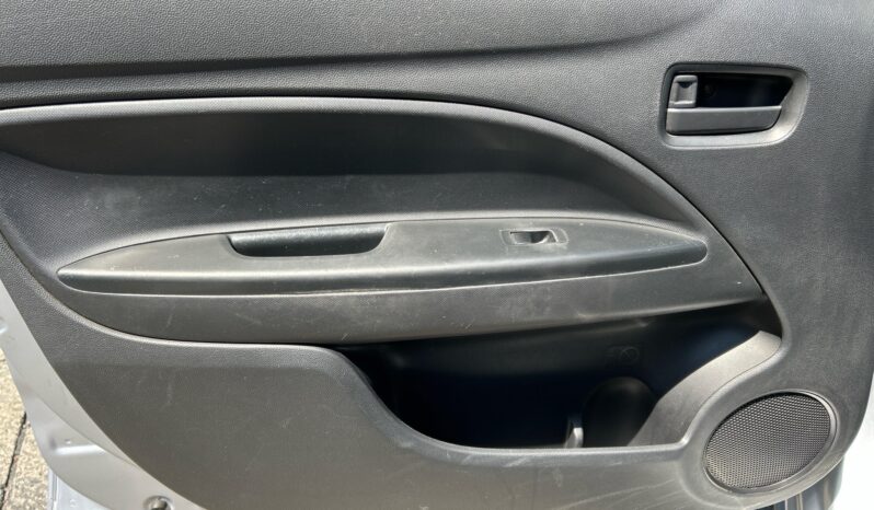
Mitsubishi Mirage 4p G4 GLX L3/1.2 Aut 2024 CSGDL full									
