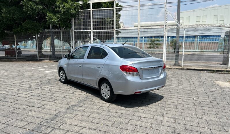 
Dodge Attitude 4p SE L3/1.2 Aut 2024 CSGDL full									