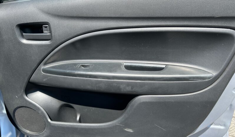 
Mitsubishi Mirage 4p G4 GLX L3/1.2 Aut 2024 CSGDL full									