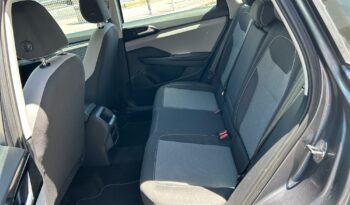 
Volkswagen Taos 5p Trendline L4/1.4/T Aut 2024 CSGDL full									