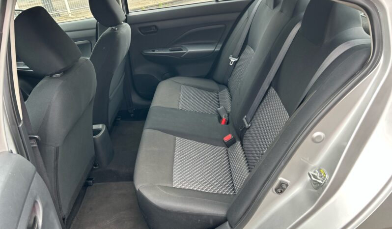 
Nissan Versa 4p Sense L4/1.6 Aut 2024 CSGDL full									