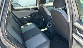 
Volkswagen Taos 5p Trendline L4/1.4/T Aut 2024 CSGDL full									