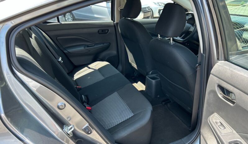 
Nissan Versa 4p Sense L4/1.6 Aut 2024 CSGDL full									