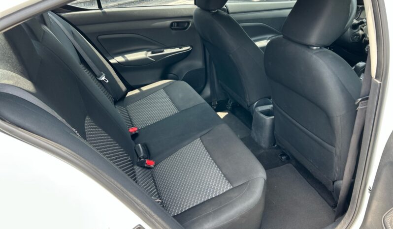 
Nissan Versa 4p Sense L4/1.6 Aut 2024 CSGDL full									