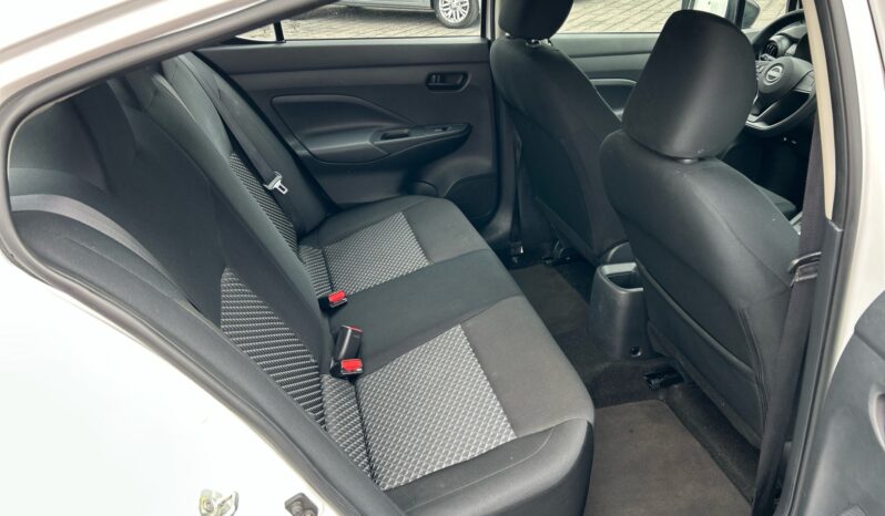 
Nissan Versa 4p Sense L4/1.6 Aut 2024 CSGDL full									