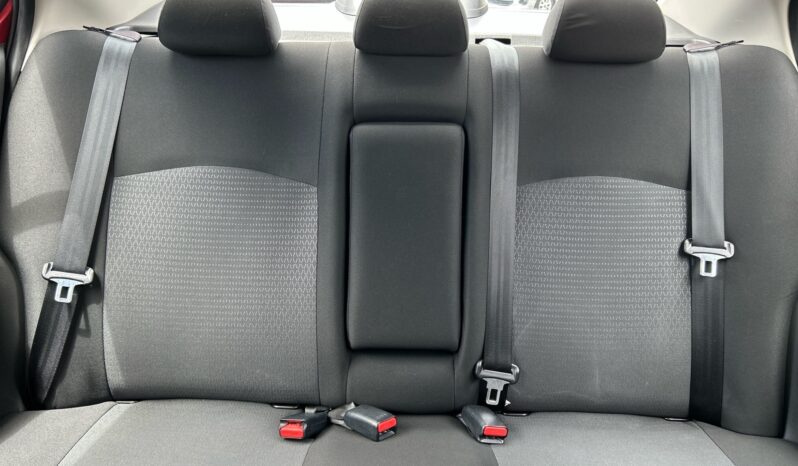 
Mitsubishi Mirage 4p G4 GLX L3/1.2 Aut 2024 CSGDL full									
