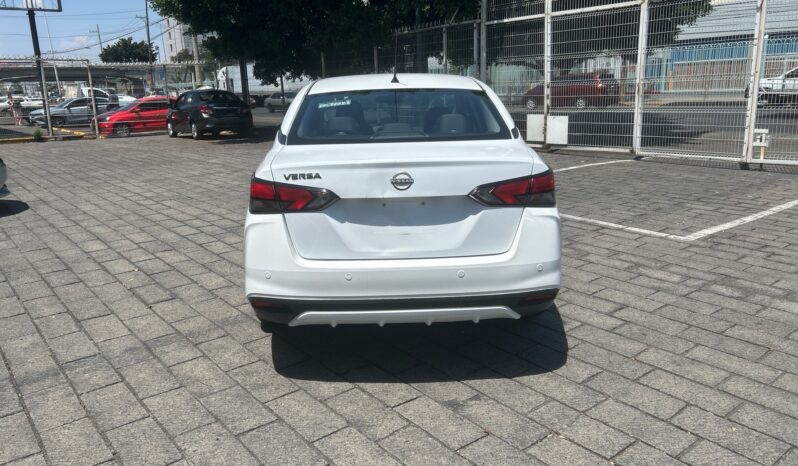 
Nissan Versa 4p Sense L4/1.6 Aut 2024 CSGDL full									