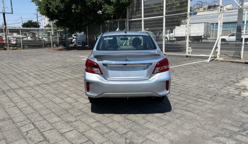 
Mitsubishi Mirage 4p G4 GLX L3/1.2 Aut 2024 CSGDL full									