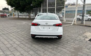 Nissan Versa 4p Sense L4/1.6 Aut 2024 CSGDL