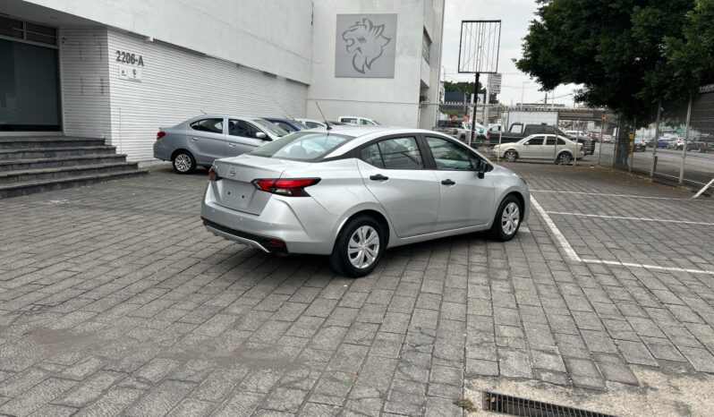 
Nissan Versa 4p Sense L4/1.6 Aut 2024 CSGDL full									