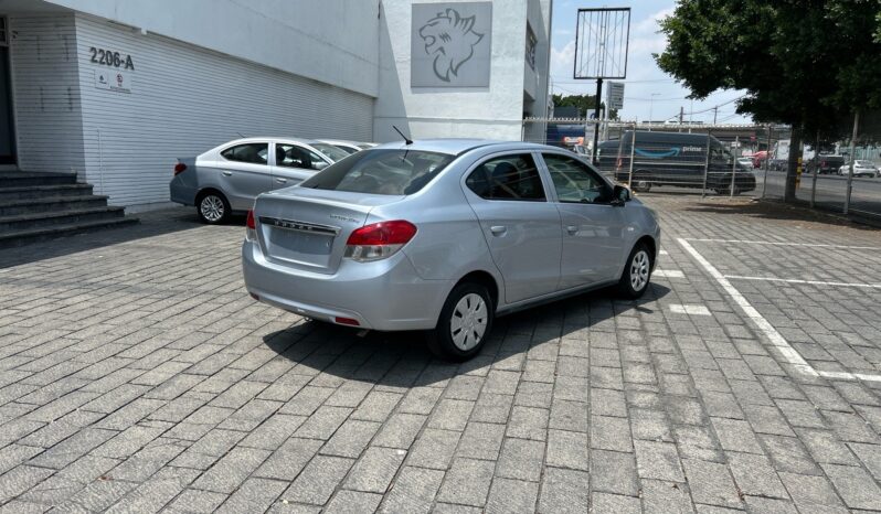 
Dodge Attitude 4p SE L3/1.2 Aut 2024 CSGDL full									