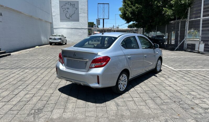 
Mitsubishi Mirage 4p G4 GLX L3/1.2 Aut 2024 CSGDL full									