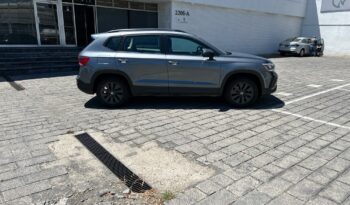 
Volkswagen Taos 5p Trendline L4/1.4/T Aut 2024 CSGDL full									