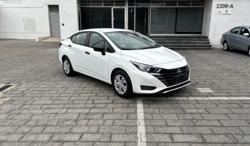 
Nissan Versa 4p Sense L4/1.6 Aut 2024 CSGDL full									