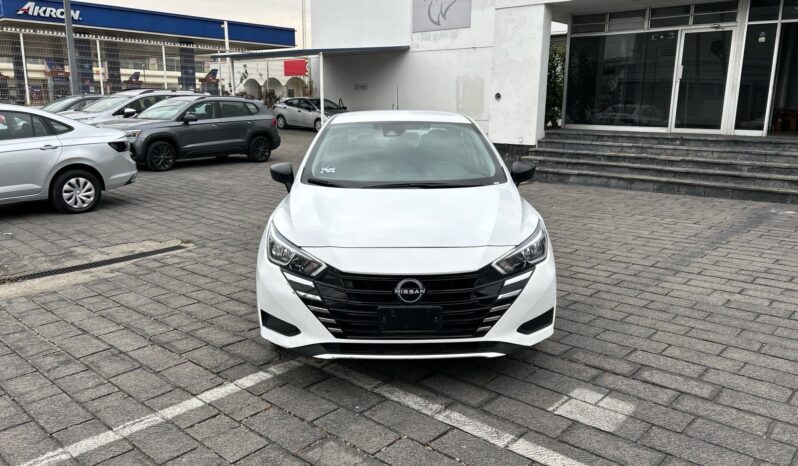 
Nissan Versa 4p Sense L4/1.6 Aut 2024 CSGDL full									
