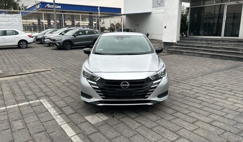 
Nissan Versa 4p Sense L4/1.6 Aut 2024 CSGDL full									