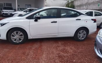Nissan 2024 Versa 4p Sense L4/1.6 Aut Blanco