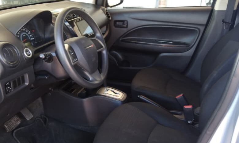 
Chrysler 2024 Attitude 4p SE L3/1.2 Aut Plata full									