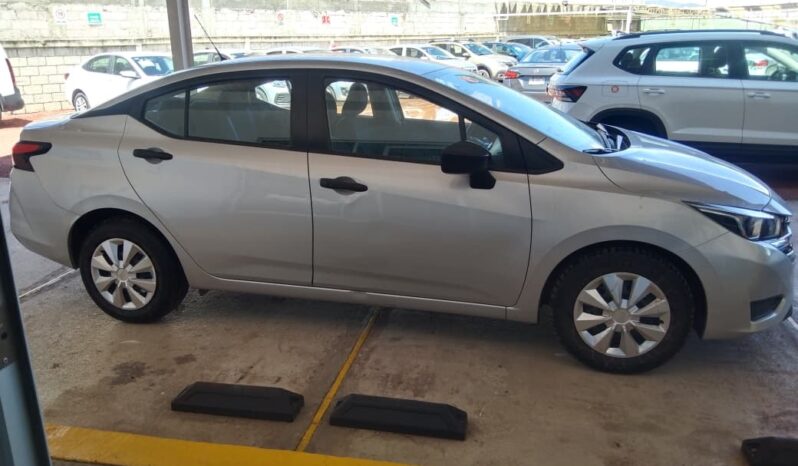 
Nissan 2024 Versa 4p Sense L4/1.6 Aut full									