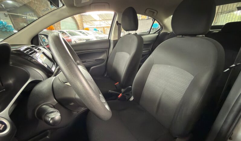 
Chrysler 2024 Attitude 4p SE L3/1.2 Aut full									