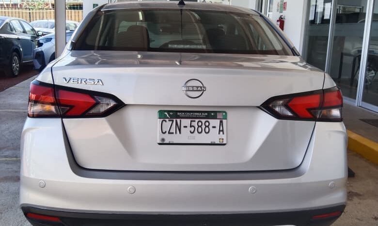 
Nissan 2024 Versa 4p Sense L4/1.6 Aut full									