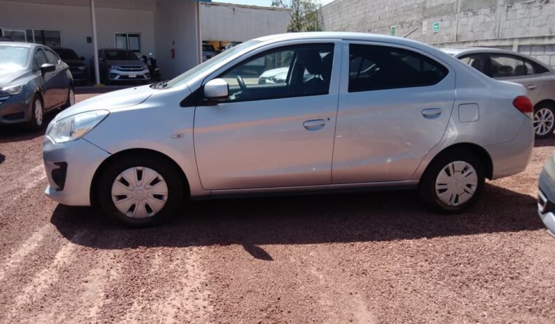 
Chrysler 2024 Attitude 4p SE L3/1.2 Aut Plata full									