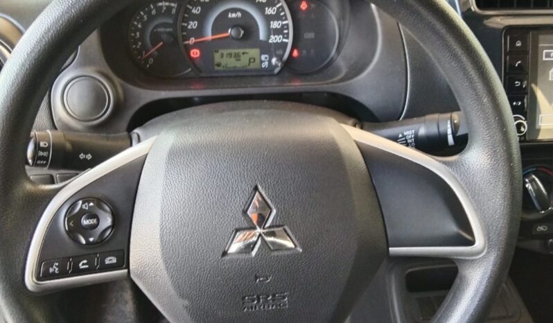 
Mitsubishi 2024 Mirage 4p G4 GLX L3/1.2 Aut Blanco full									