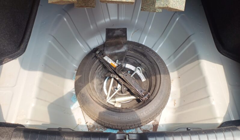 
CHRYSLER ATTITUDE SE CVT 2024 full									