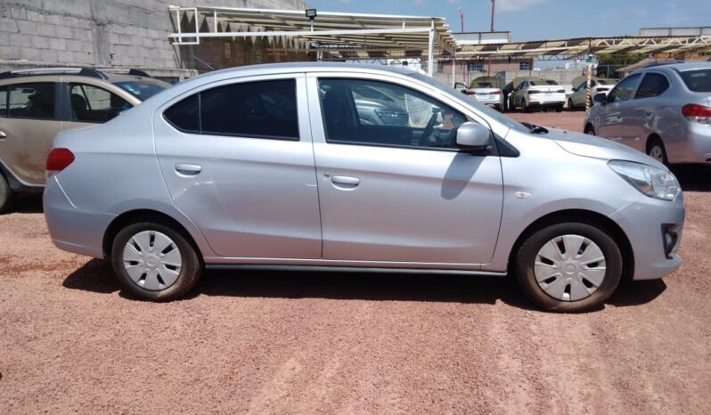 
Chrysler 2024 Attitude 4p SE L3/1.2 Aut Plata full									