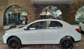
Renault 2024 Logan 4p Intens L4/1.6 Aut full									