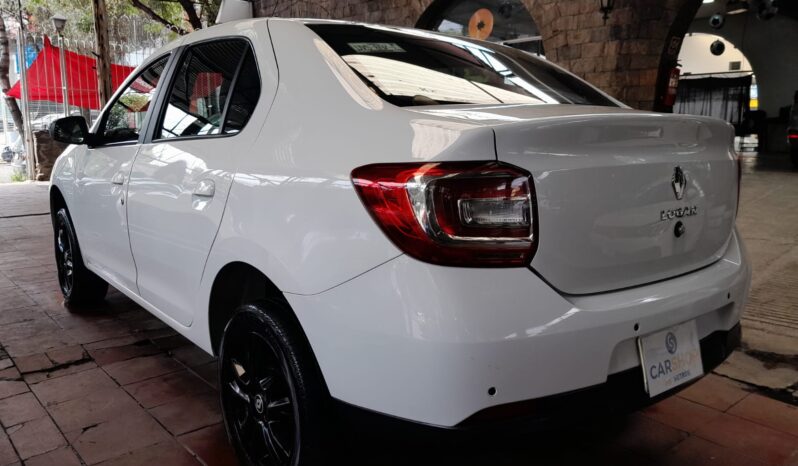 
Renault 2024 Logan 4p Intens L4/1.6 Aut full									