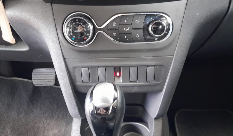 
Renault 2024 Logan 4p Intens L4/1.6 Aut full									