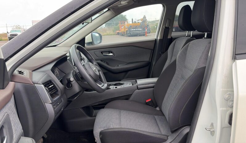 
NISSAN X-TRAIL ADVANCE 2ROW 2024 full									