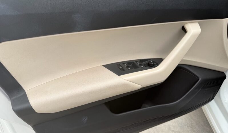 
VOLKSWAGEN VIRTUS TRENDLINE AUT 2024 full									