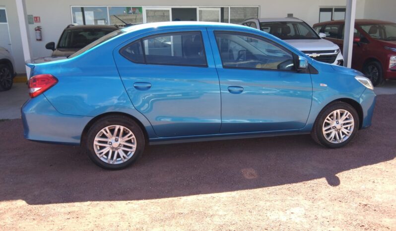 
Mitsubishi 2024 Mirage 4p G4 GLX L3/1.2 Aut Azul full									