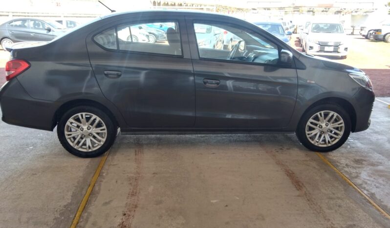 
Mitsubishi 2024 Mirage 4p G4 GLX L3/1.2 Aut Gris Oxford full									