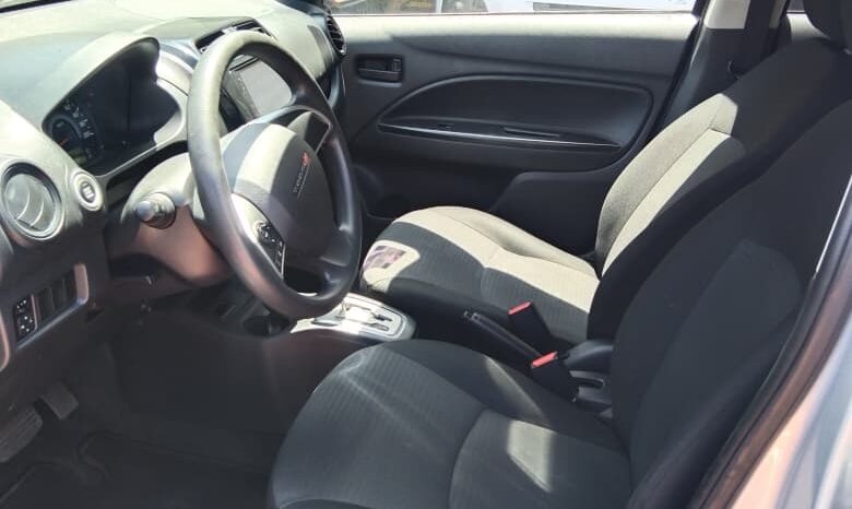 
Chrysler 2024 Attitude 4p SE L3/1.2 Aut Plata full									
