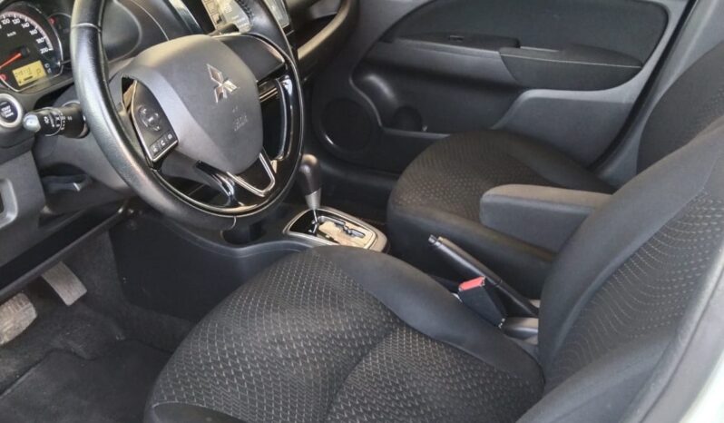 
Mitsubishi 2024 Mirage 4p G4 GLS L3/1.2 Aut Blanco full									